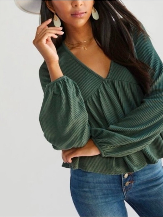 Alya Tops - Francesca’s Alya V-Neck ribbed babydoll long sleeve Blouse - Green size S NWT